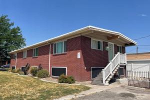 Mutic-family home for sale